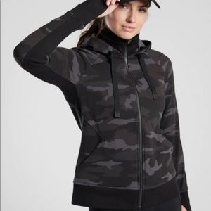 Athleta Triumph Camo Jacket size M